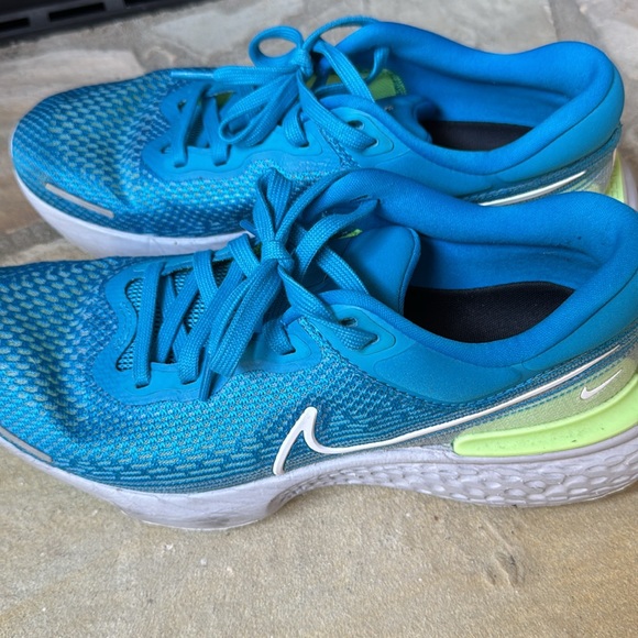 Men’s Nike invincible run - Picture 4 of 9